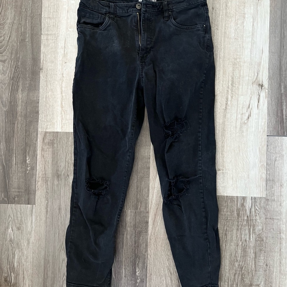 Classic Black Distressed Women Jeans
